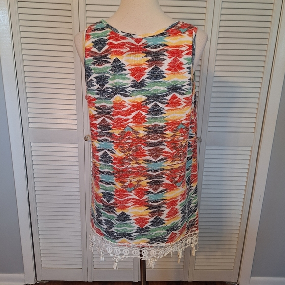 New Directions Multicolor Tank Top with Crochet Fringe Sharkbite Hem LG *D1 - Picture 3 of 4